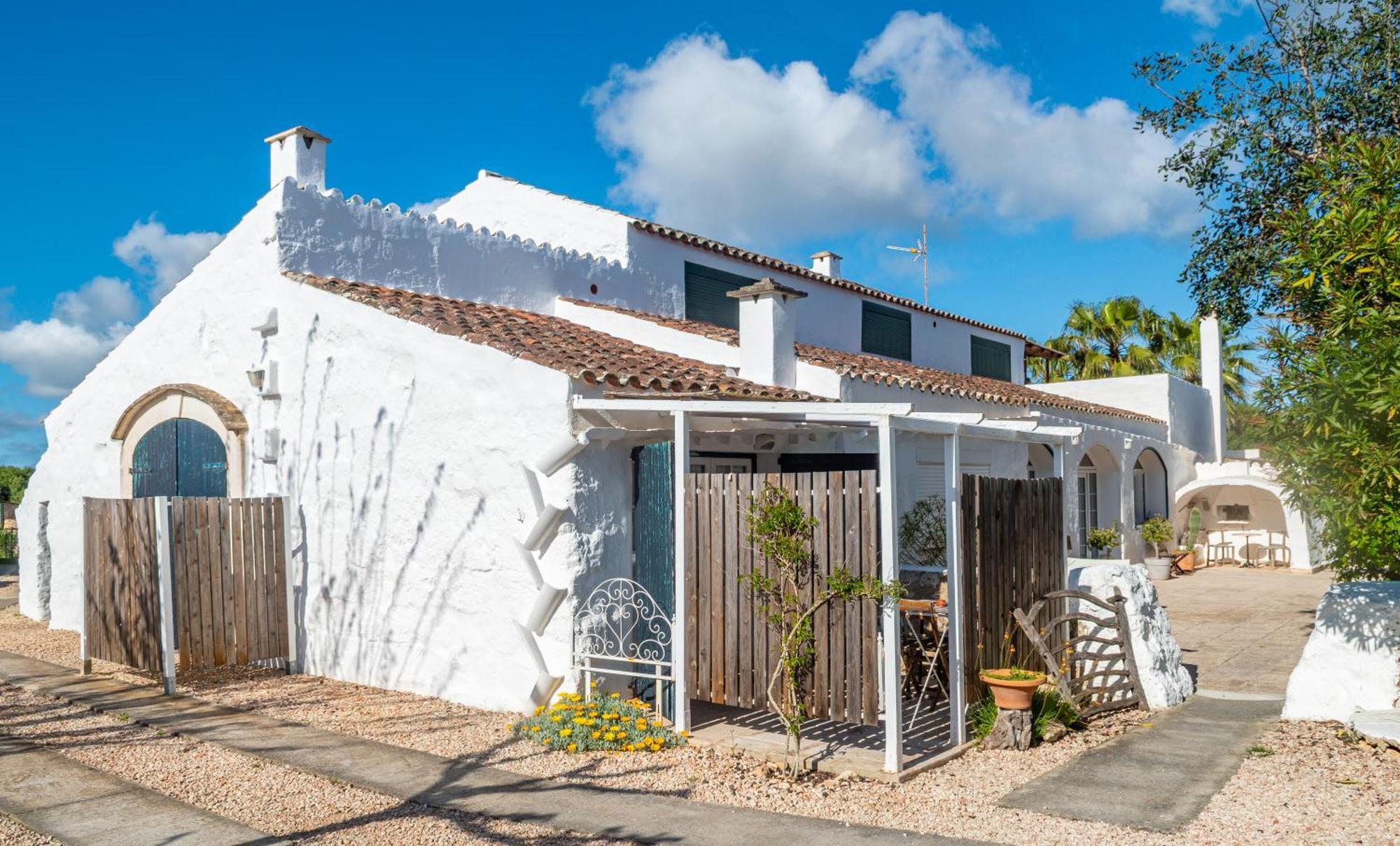 Turismo Rural Biniati Des Pi Sant Lluis Exterior photo